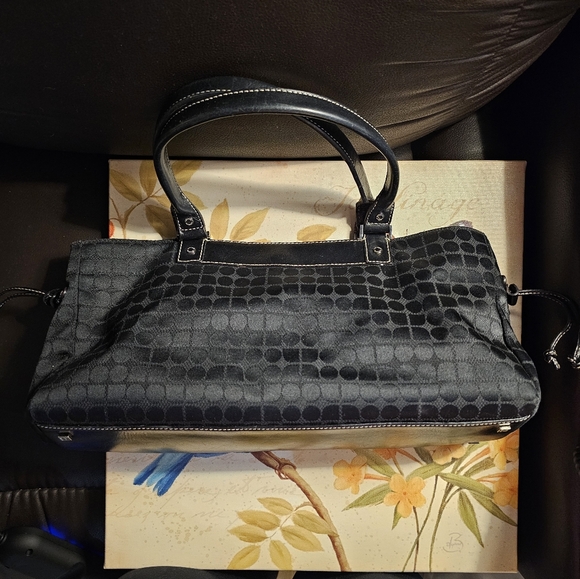 kate spade Noel Dot East West Adjustable Handbag - Picture 3 of 9